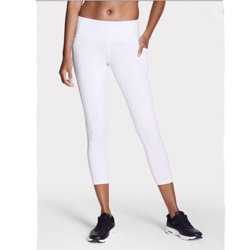 Victoria secret M brand new white Capri leggings